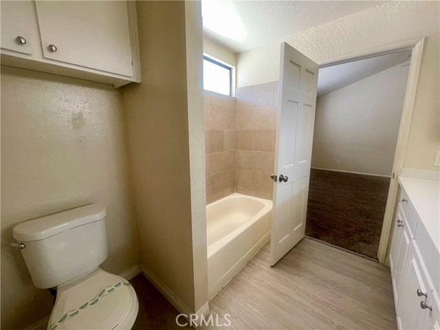 Detail Gallery Image 12 of 25 For 1305 Herzel Ave, Lancaster,  CA 93535 - 4 Beds | 2 Baths