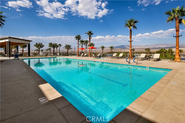 75181 Radford Drive, Palm Desert CA: https://media.crmls.org/medias/ce4e63dc-535f-4648-8c0d-835dc3ed50ae.jpg