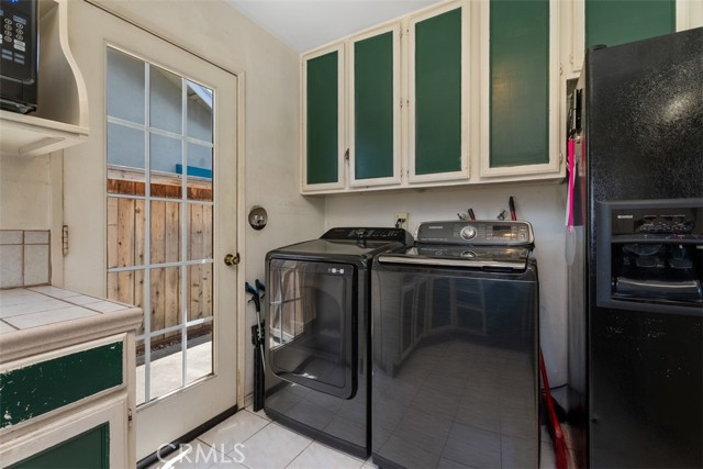 Detail Gallery Image 12 of 29 For 6002 Welde Cir, Huntington Beach,  CA 92647 - 3 Beds | 2 Baths