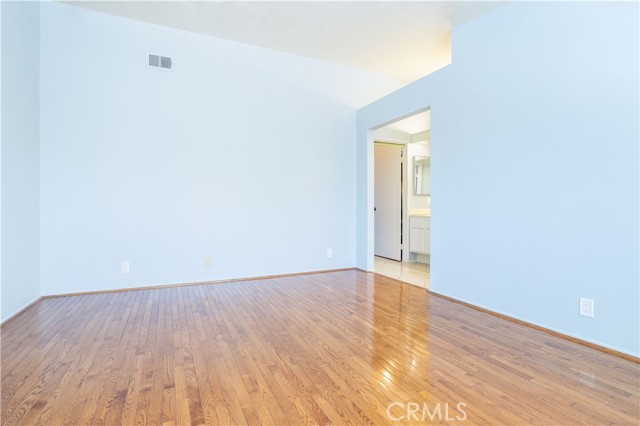 Detail Gallery Image 11 of 24 For 12335 Hilldale Ct, Pacoima,  CA 91331 - 3 Beds | 3 Baths