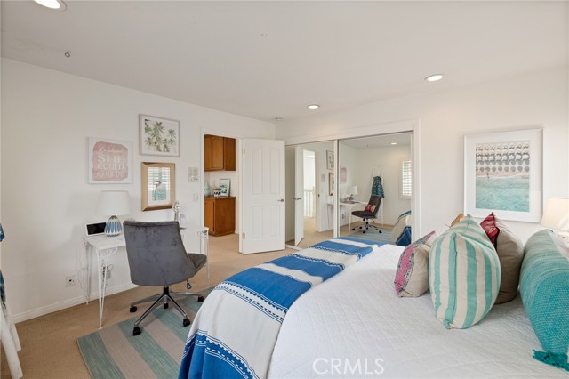 2812 Oak Avenue, Manhattan Beach, California 90266, 4 Bedrooms Bedrooms, ,2 BathroomsBathrooms,Residential,Sold,Oak,SB22058615