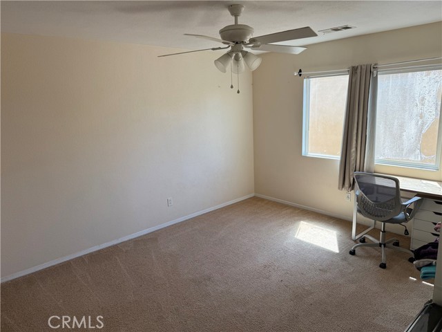 9143 Ocotillo Avenue, Hesperia CA: https://media.crmls.org/medias/ce4fd9c2-cde2-4d45-88f5-ab0b1a1a12da.jpg