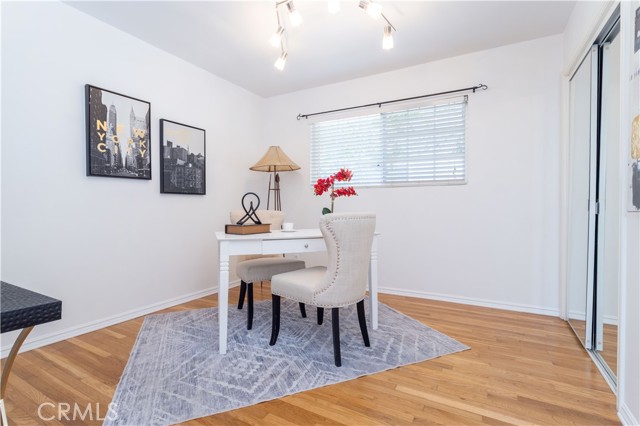 Detail Gallery Image 18 of 35 For 18157 Donmetz St, Porter Ranch,  CA 91326 - 3 Beds | 2 Baths