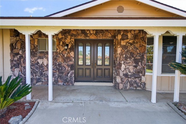 Detail Gallery Image 6 of 43 For 2843 James St, Corona,  CA 92881 - 3 Beds | 2 Baths