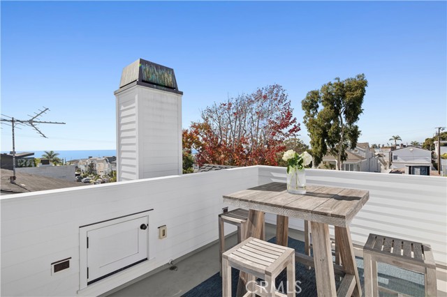 Detail Gallery Image 33 of 35 For 302 Orchid Ave, Corona Del Mar,  CA 92625 - 4 Beds | 4/1 Baths