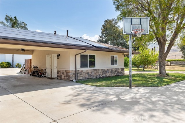 38792 Comanche Point Road, Arvin CA: https://media.crmls.org/medias/ce512c55-b365-434f-8f4e-e882ef4e928f.jpg