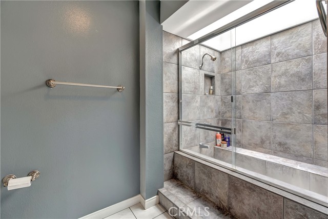 Detail Gallery Image 24 of 36 For 16396 Martin Ln #118,  Huntington Beach,  CA 92649 - 2 Beds | 2/1 Baths