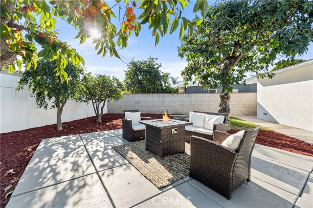 Detail Gallery Image 23 of 26 For 212 W Rosslynn Ave, Fullerton,  CA 92832 - 3 Beds | 2 Baths