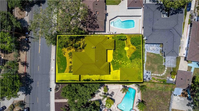 Detail Gallery Image 37 of 38 For 2741 E Glenoaks Bld, Glendale,  CA 91206 - 3 Beds | 2 Baths