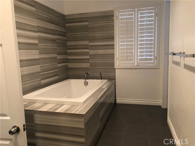 Detail Gallery Image 3 of 4 For 16188 Elza Dr, Hacienda Heights,  CA 91745 - 4 Beds | 2/1 Baths