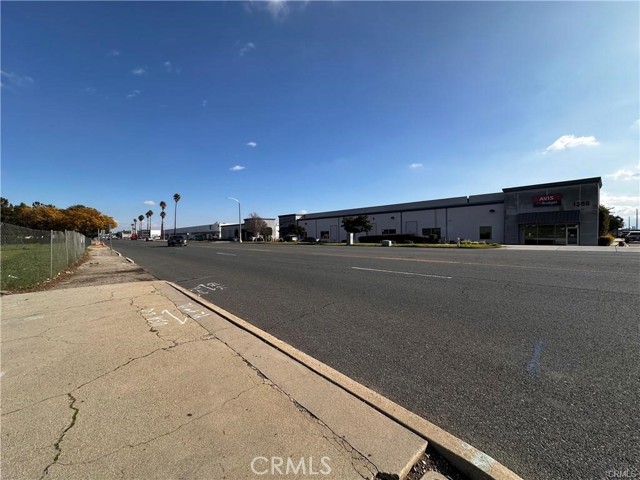 Detail Gallery Image 4 of 7 For 1373 E Holt, Ontario,  CA 91761 - – Beds | – Baths