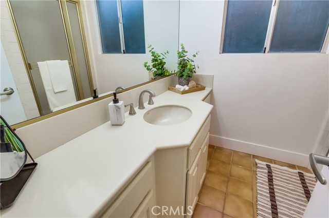 1522 W 1st Street, San Pedro CA: https://media.crmls.org/medias/ce534ac3-a6f8-46ca-ab9c-3e580cb02ed9.jpg