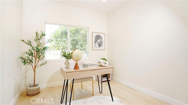 17698 Locust Street, Fountain Valley CA: https://media.crmls.org/medias/ce53cf3a-ec0f-44ed-a8cf-3a8a3753e526.jpg
