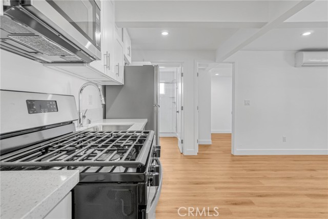 Detail Gallery Image 7 of 34 For 221 Sheldon St, El Segundo,  CA 90245 - – Beds | – Baths