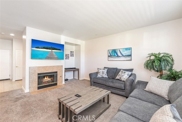 Detail Gallery Image 9 of 31 For 1800 E Lakeshore, Lake Elsinore,  CA 92530 - 3 Beds | 2 Baths