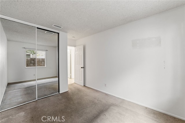 Detail Gallery Image 13 of 32 For 13898 Red Mahogany, Moreno Valley,  CA 92553 - 2 Beds | 2 Baths