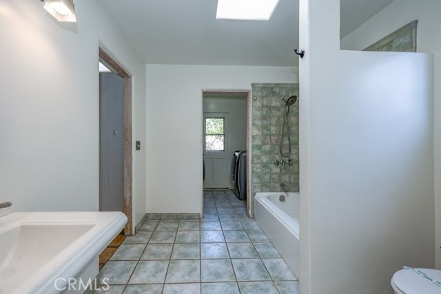 Detail Gallery Image 30 of 41 For 281 San Gabriel Ct, Sierra Madre,  CA 91024 - 4 Beds | 2 Baths