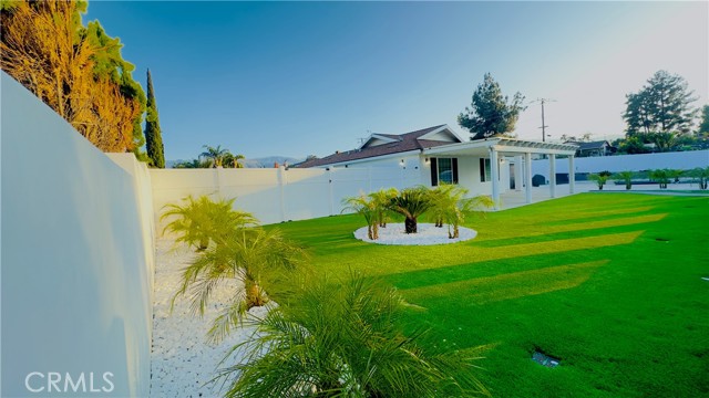 7401 Liberty Avenue, Corona CA: https://media.crmls.org/medias/ce55988f-d54b-47c7-a2e8-e2f8798f9831.jpg