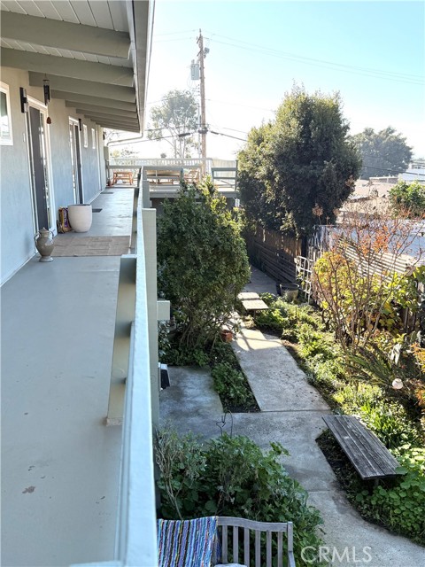 Detail Gallery Image 6 of 10 For 525 Catalina a,  Laguna Beach,  CA 92651 - 1 Beds | 1 Baths