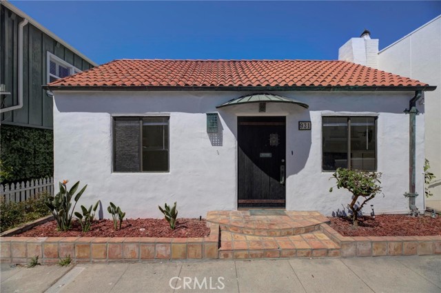 Detail Gallery Image 2 of 40 For 931 Manhattan Ave, Hermosa Beach,  CA 90254 - – Beds | – Baths