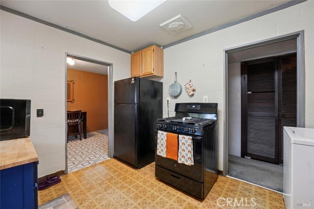 68 Glenwood Drive, Napa CA: https://media.crmls.org/medias/ce56dd7e-9f40-4b83-86cb-20968fd34954.jpg