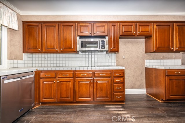 Detail Gallery Image 21 of 34 For 4711 E Fairfield St, Anaheim Hills,  CA 92807 - 3 Beds | 3 Baths