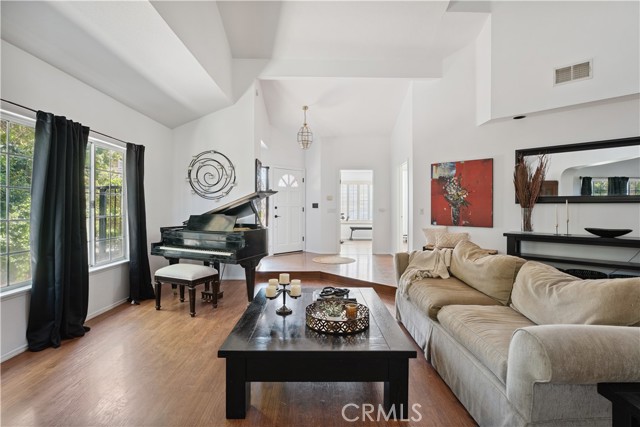 Image 7 of 50 For 8042 Masefield Court