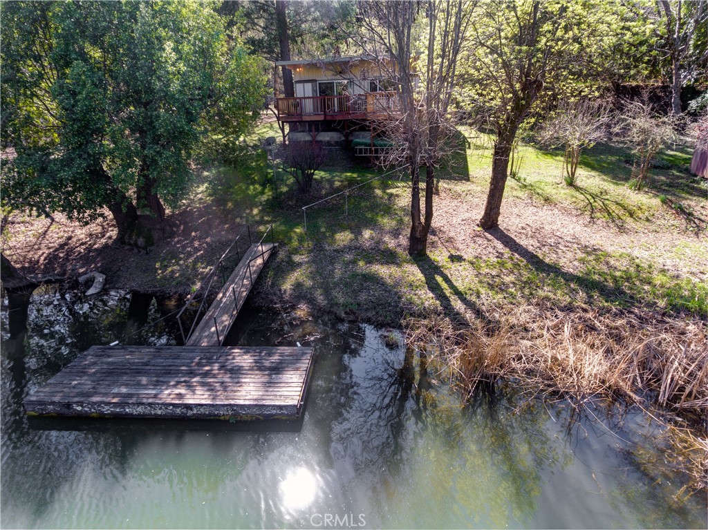 https://media.crmls.org/medias/ce57f214-a4e0-4a75-8c3c-4c35d8962382.jpg?preset=X-Large