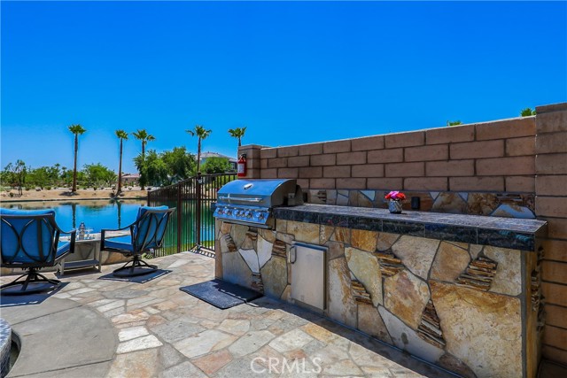 43228 Bacino Court, Indio CA: https://media.crmls.org/medias/ce582a55-9b2f-4185-8fe3-12e75fd184bb.jpg