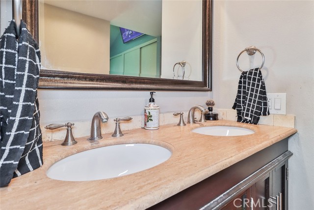 Detail Gallery Image 27 of 38 For 25252 Avenida Rotella, Valencia,  CA 91355 - 3 Beds | 2 Baths