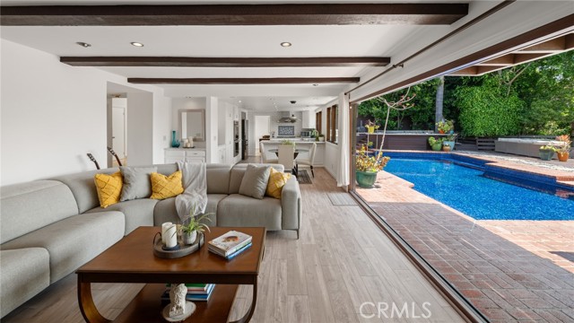 6312 Tahoe Drive, Los Angeles CA: https://media.crmls.org/medias/ce59056d-5f0c-459b-a921-aa7ed5511e5e.jpg