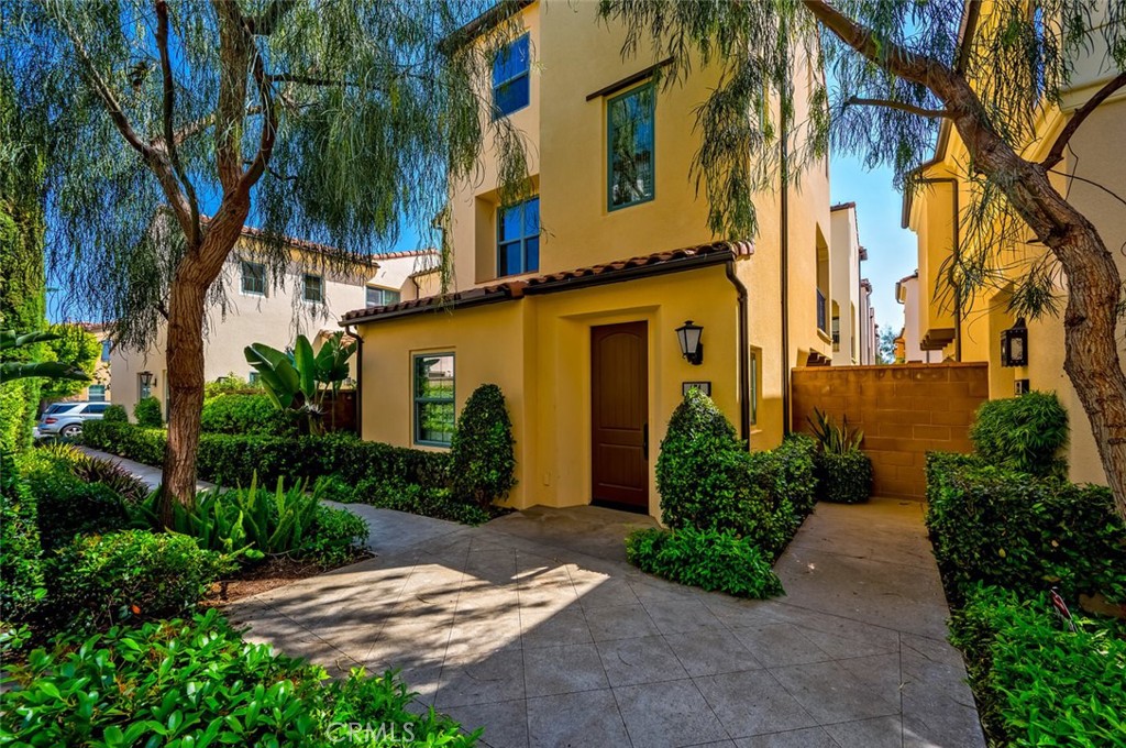 174 Firefly, Irvine, CA 92618