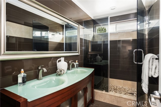 Detail Gallery Image 57 of 75 For 342 S Silverbrook Dr., Anaheim Hills,  CA 92807 - 5 Beds | 4 Baths