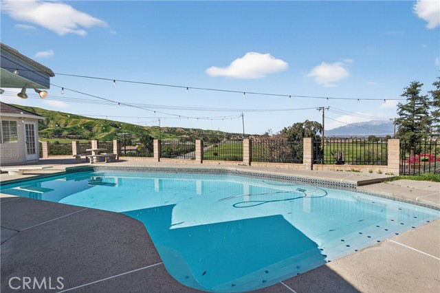 Detail Gallery Image 50 of 68 For 11891 San Timoteo Canyon Rd, Redlands,  CA 92373 - 4 Beds | 4 Baths