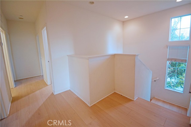 8542 Cava Dr, Rancho Cucamonga CA: https://media.crmls.org/medias/ce5c7cfa-b659-4960-b565-0d4e86b9b177.jpg