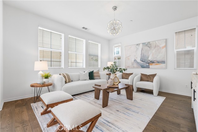 Detail Gallery Image 7 of 59 For 333 Calle Elegante, Lake Forest,  CA 92630 - 3 Beds | 2/1 Baths