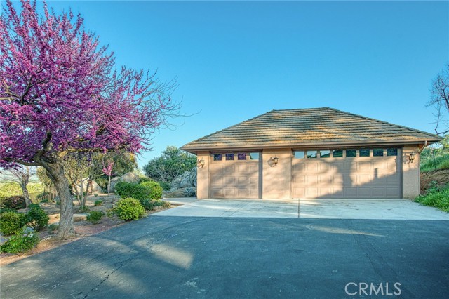 Detail Gallery Image 53 of 75 For 16115 Deer Path, Clovis,  CA 93619 - 5 Beds | 3/1 Baths