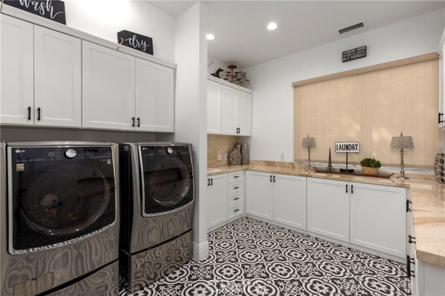 Image 43 of 70 For 8 Palomino  