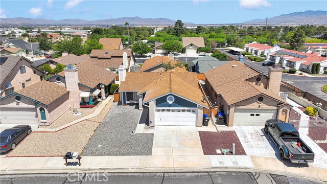 Detail Gallery Image 28 of 33 For 12439 Glennaire Pl, Victorville,  CA 92395 - 2 Beds | 2 Baths