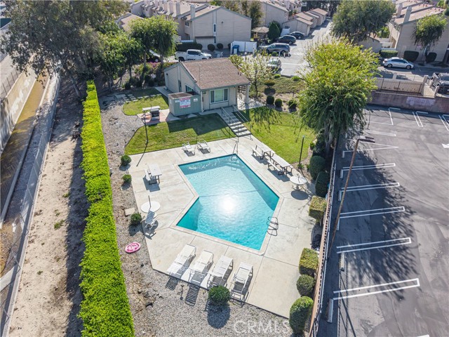 Detail Gallery Image 31 of 35 For 8323 Grenoble #32,  Sunland,  CA 91040 - 3 Beds | 2/1 Baths
