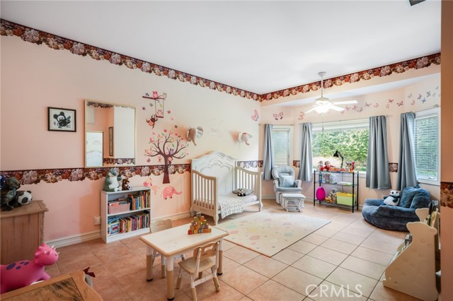 Detail Gallery Image 16 of 23 For 25731 Dillon Rd, Laguna Hills,  CA 92653 - 5 Beds | 4/1 Baths