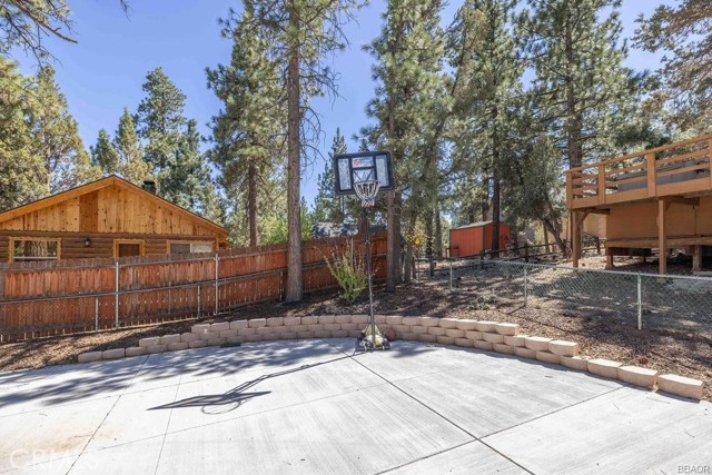 Detail Gallery Image 39 of 42 For 1113 Michael Ave, Big Bear City,  CA 92314 - 4 Beds | 2/1 Baths