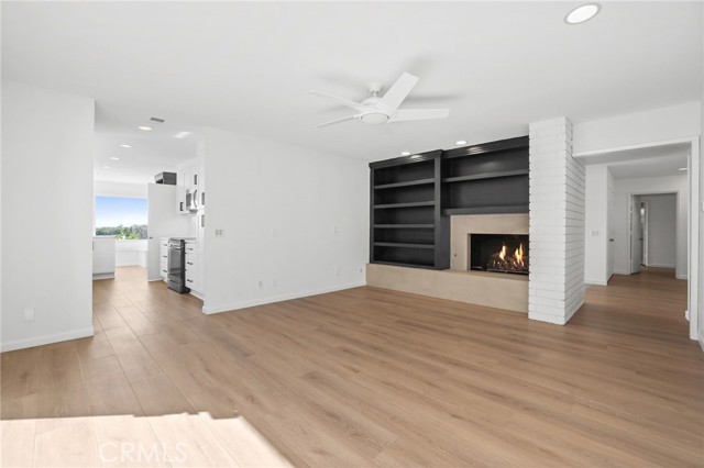 Detail Gallery Image 22 of 48 For 2501 Blue Water, Corona Del Mar,  CA 92625 - 4 Beds | 2/1 Baths