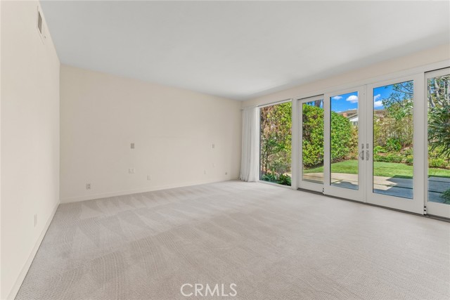 Detail Gallery Image 16 of 39 For 6 Rue Marseille, Newport Beach,  CA 92660 - 3 Beds | 2/1 Baths