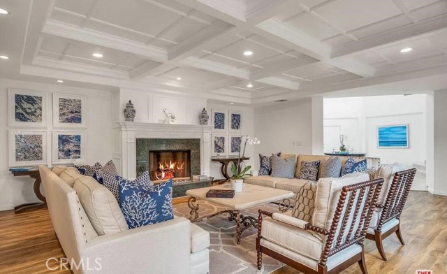 Detail Gallery Image 27 of 43 For 3040 Roscomare Rd, Bel Air,  CA 90077 - 5 Beds | 6/2 Baths