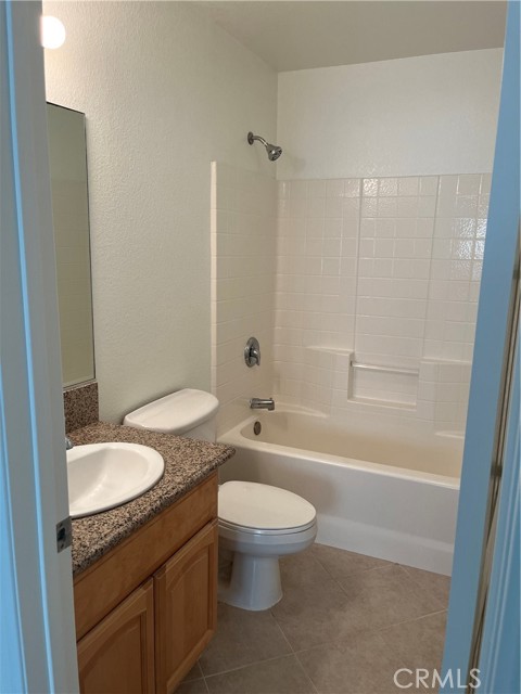 Detail Gallery Image 14 of 17 For 8202 Artesia Blvd #14,  Buena Park,  CA 90621 - 3 Beds | 2 Baths