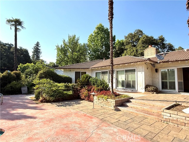 1411 Green Oaks Drive, Arcadia CA: https://media.crmls.org/medias/ce628ccd-efa0-4539-a4d7-105250275f74.jpg