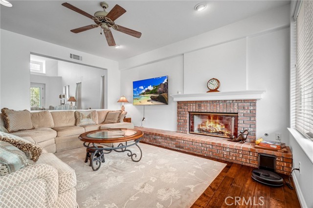 Detail Gallery Image 7 of 32 For 6292 Forester, Huntington Beach,  CA 92648 - 4 Beds | 3 Baths