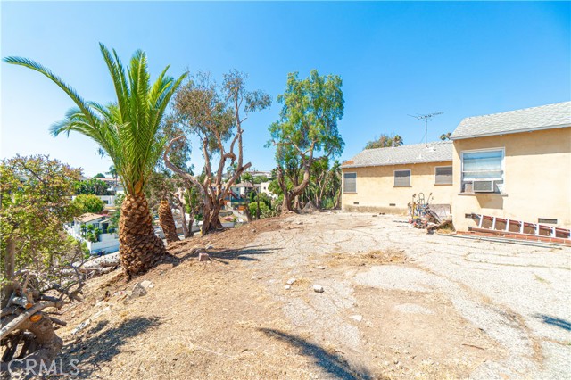 514 Arcadia Drive, San Pedro CA: https://media.crmls.org/medias/ce63074e-37a3-47a1-96ed-c5f7efeaa9ae.jpg