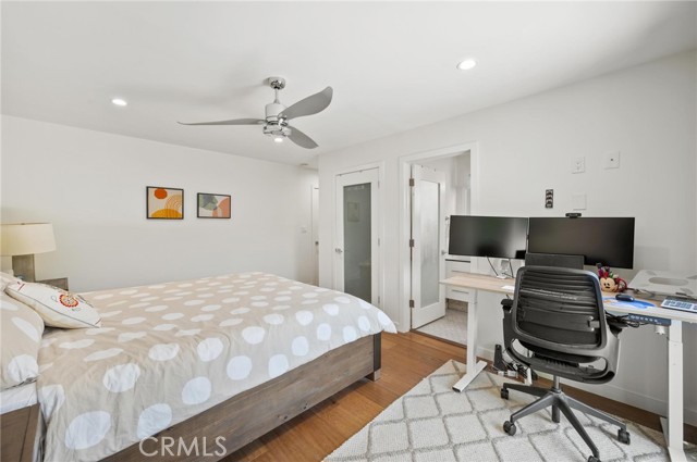 Detail Gallery Image 16 of 35 For 17642 Calvert St, Encino,  CA 91316 - 4 Beds | 2/1 Baths